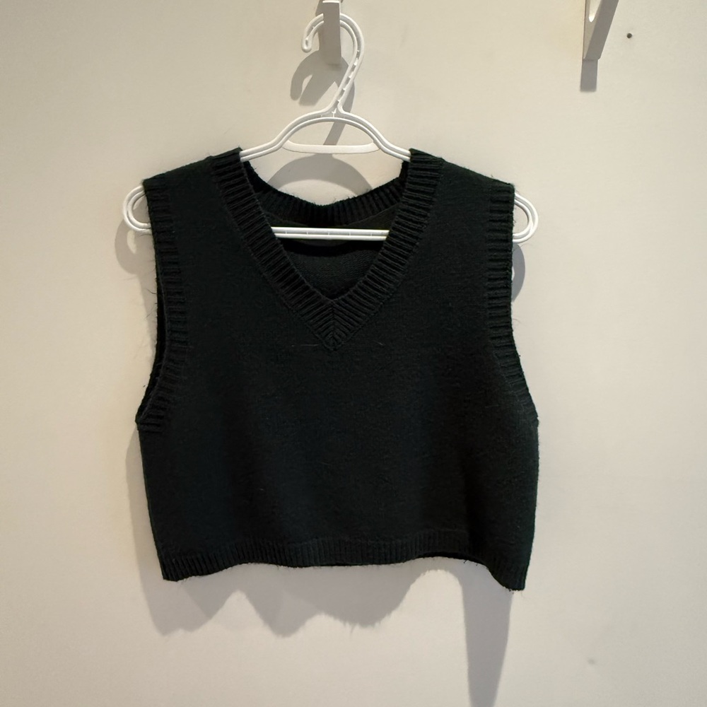 V-Neck Knit Sweater Vest